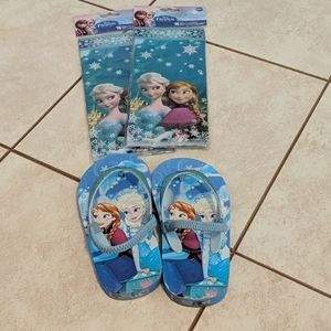Girl's Frozen sandals with bonus treat bags
